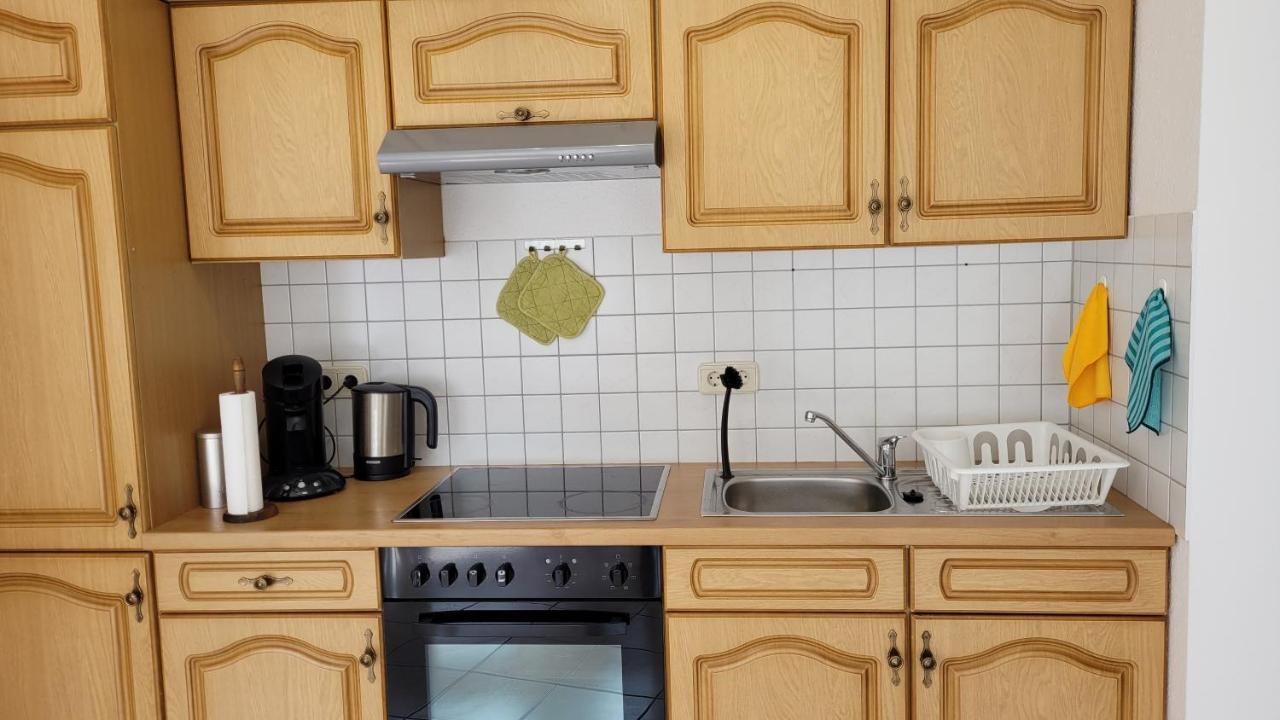 Wohlfuehl-Ferienwohnung Mit Tiefgarage Im Gruenen Oberhof  Extérieur photo