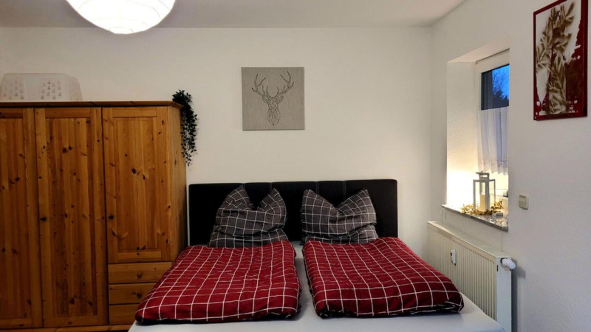 Wohlfuehl-Ferienwohnung Mit Tiefgarage Im Gruenen Oberhof  Extérieur photo