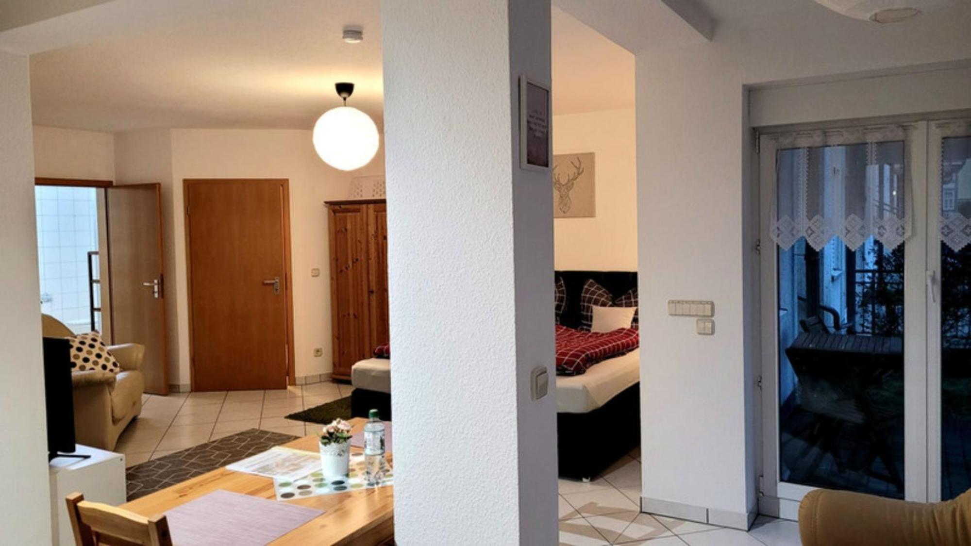 Wohlfuehl-Ferienwohnung Mit Tiefgarage Im Gruenen Oberhof  Extérieur photo